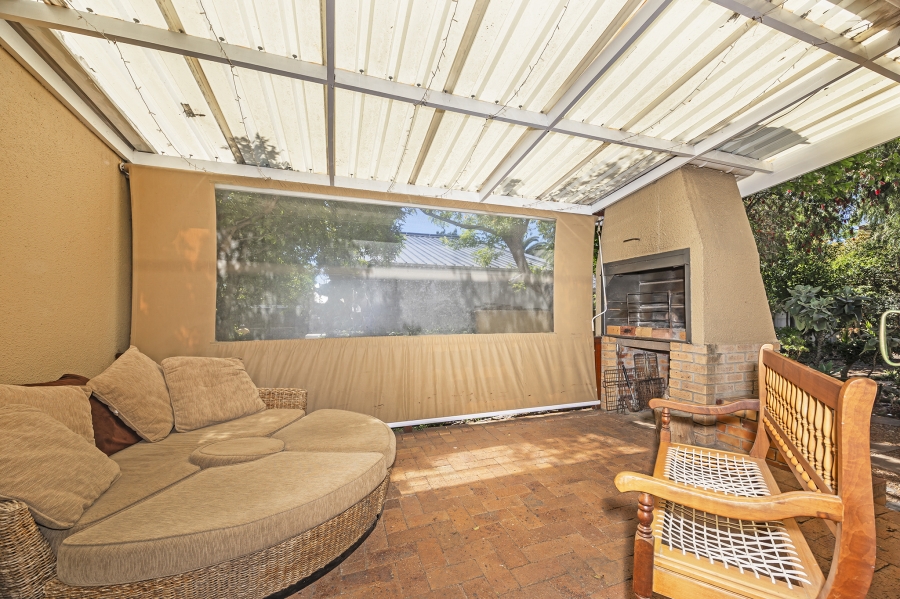 4 Bedroom Property for Sale in Kenridge Western Cape